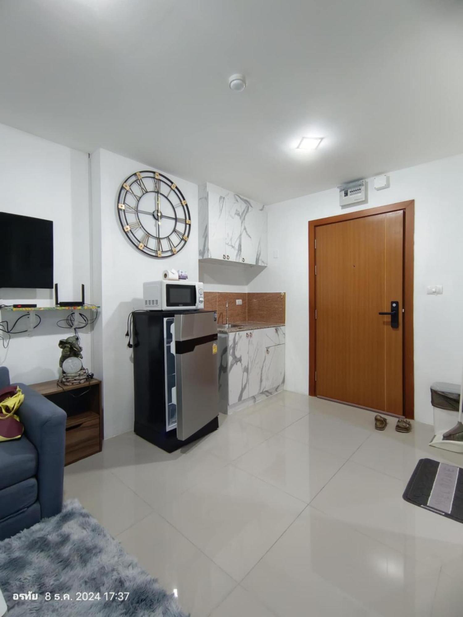 Trio Gems Condo, Pattaya Thailand ジョムティエンビーチ エクステリア 写真