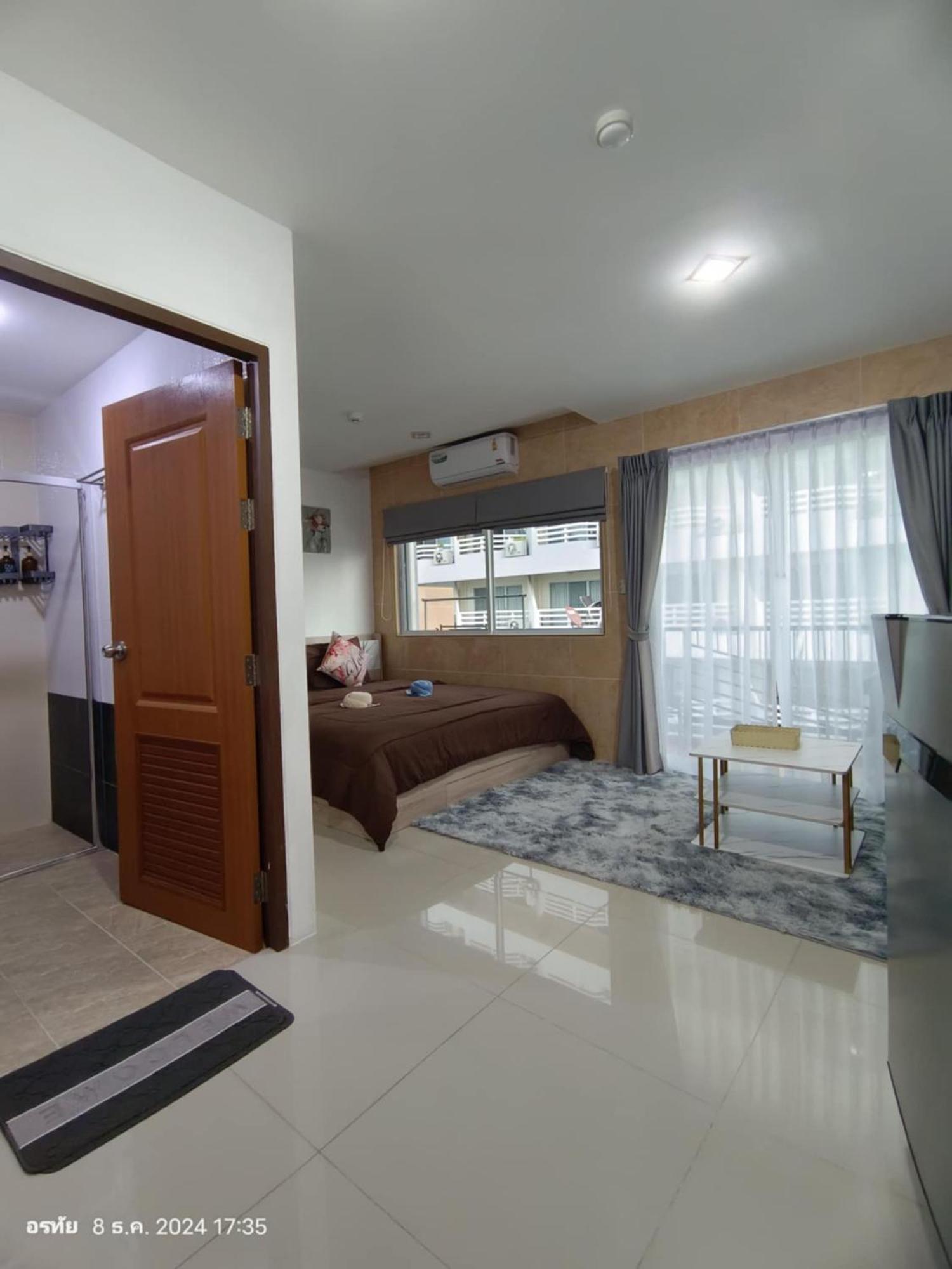 Trio Gems Condo, Pattaya Thailand ジョムティエンビーチ エクステリア 写真
